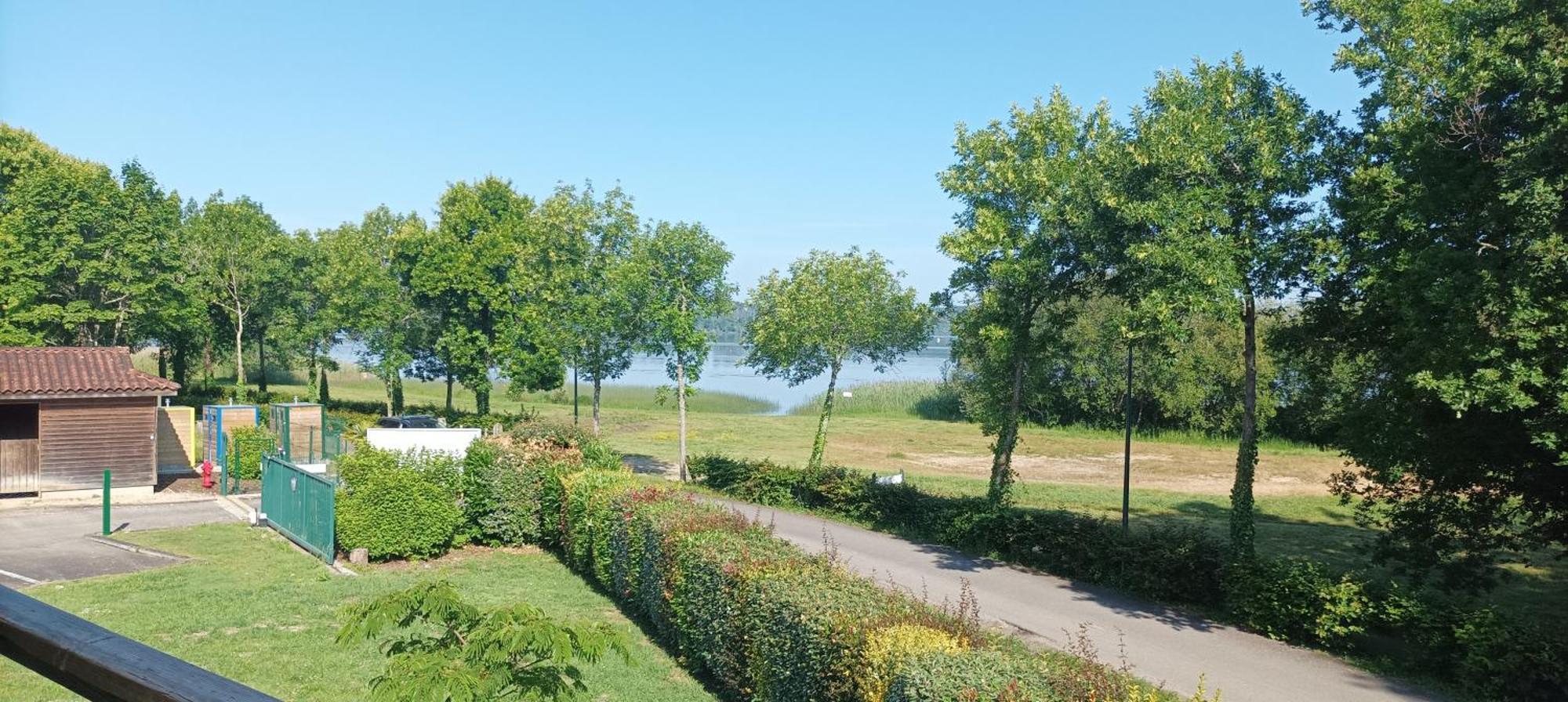Les Terrasses Du Lac Piscine Et Vue Lac A4 Aureilhan  Esterno foto